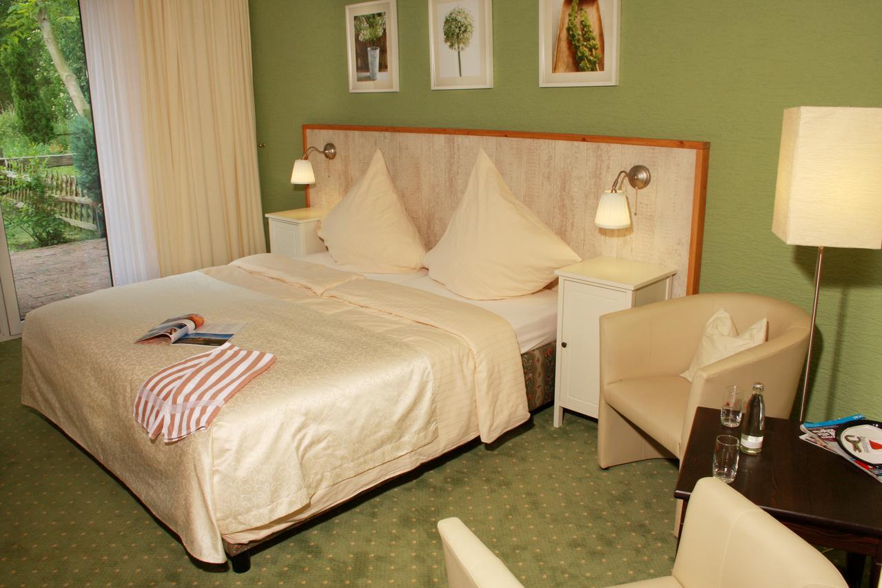 Landhaus Absalonshorst Hotel Groß Grönau Quarto foto